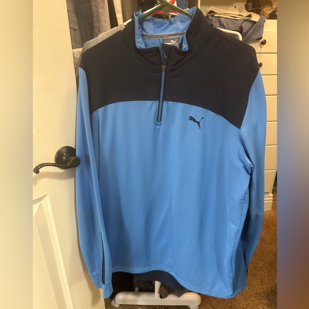 Puma pullover size large